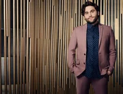 Dr. Levi Schmitt (Jake Borelli).