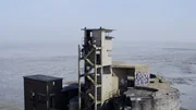 Dieses Bild zeigt die Grain Tower Battery, einen vor der K&uuml;ste gelegenen Gesch&uuml;tzturm aus der Mitte des 19. Jahrhunderts, der an der M&uuml;ndung des Flusses Medway in Kent, England, steht.