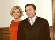 Eigentlich sind sie ein gutes Team: Rainer Maria (Elmar Wepper) und seine Frau Sandra (Saskia Vester).