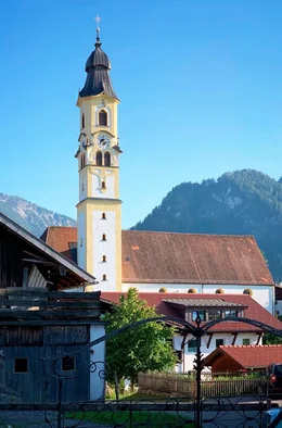 Pfronten, St. Nikolaus-Kirche.