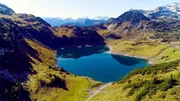 Die Lechtaler Alpen beeindrucken mit ihrer abwechslungsreichen Landschaft, ihrer vielf&auml;ltigen Flora und Fauna sowie mit zahlreichen Naturjuwelen. Im Bild: Formarinsee.