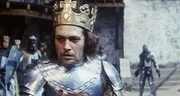Verzweifelt wehrt sich Macbeth (Jon Finch) gegen das drohende Ende seiner Schreckensherrschaft.