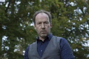 Joe Jessen (Ulrich Noethen) will herausfinden was wirklich passiert und muss daf&uuml;r vor der Polizei fliehen.