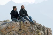 Von links: Tom (Stephan Luca) macht Mark (Maximilian Br&uuml;ckner) den Vorschlag, f&uuml;r ihn das Geld f&uuml;r die Nanga Parbat-Expedition aufzutreiben. Weitere Bilder finden Sie unter www.br-foto.de.
