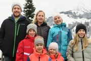 Familie M&uuml;ller: Paul M&uuml;ller, Rebekka M&uuml;ller, Celine M&uuml;ller (15), Michelle M&uuml;ller (12), Clemens M&uuml;ller (10), Joana M&uuml;ller (5), Jeremias M&uuml;ller (5)