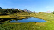 Die Lechtaler Alpen beeindrucken mit ihrer abwechslungsreichen Landschaft, ihrer vielf&auml;ltigen Flora und Fauna sowie mit zahlreichen Naturjuwelen. Im Bild: Highlight K&ouml;rbersee Bregenzer Wald.