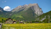 Die Lechtaler Alpen beeindrucken mit ihrer abwechslungsreichen Landschaft, ihrer vielf&auml;ltigen Flora und Fauna sowie mit zahlreichen Naturjuwelen. Im Bild: Schoppenau.
