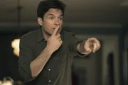 Max (Jason Bateman)