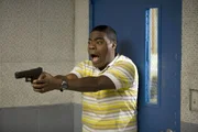 Paul (Tracy Morgan) ist besessen von der Idee, dass ihn seine Frau betr&uuml;gt und l&auml;sst sich darum immer wieder in Situationen ablenken, in denen seine volle Konzentration gefragt w&auml;re ...