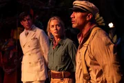 L-R: McGregor Houghton (Jack Whitehall), Lily Houghton (Emily Blunt) und Frank Wolff (Dwayne Johnson)