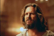 Jeffrey Lebowski (Jeff Bridges), den alle nur den "Dude" nennen, wird Opfer einer Verwechslung.