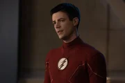 Barry Allen alias The Flash (Grant Gustin)