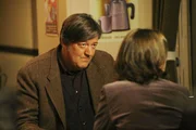 Dr. Wyatt (Stephen Fry)