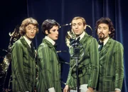 Eurovision Song Contest 1977: Die &bdquo;Schmetterlinge&ldquo; (Herbert Z&ouml;chling, Beatrix Neundlinger, Willi Resetarits, Georg Herrnstadt).