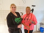 Nadine (l.) und Brigitte. Nadine (l.) und Brigitte.