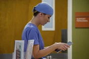 Wie wird sie im Krankenhaus aufgenommen werden? Dr. Leah Murphy (Tessa Ferrer) ...