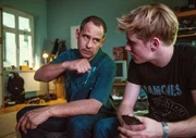 Kai (Moritz Bleibtreu, l.); Jonathan (Louis Hofmann, r.)