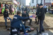 Ein Biker stirbt w&auml;hrend einer gewaltsamen Motorrad-Rally. Kann das New Orleans-Team (v.l.n.r.) Percy (Shalita Grant), Dr. Wade (CCH Pounder), Pride (Scott Bakula), Gregorio (Vanessa Ferlito) und LaSalle (Lucas Black) weitere t&ouml;dliche Rennen verhindern?