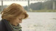 Wir begleiten Senta Berger (Bild) u. a. an ihren "Trostort" an die Isar in M&uuml;nchen und zeigen Ausschnitte aus den sch&ouml;nsten und wichtigsten Film- und Fernsehrollen ihrer  &uuml;ber 60-j&auml;hrigen Karriere.  Neben Senta Berger selbst kommen ihre Familie und Weggef&auml;hrten zu Wort: Michael Verhoeven, die S&ouml;hne Simon und Luca, Elke Heidenreich, Friedrich von Thun, Mario Adorf u. a..