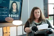 Nicht nur kleidungstechnisch h&auml;lt sie nicht viel von schick und modern: die resolute Bostoner Polizistin Shannon Mullins (Melissa McCarthy), die sich einen Dreck um ihre Karriere schert und ihre neue Kollegin zum Kotzen findet ...
