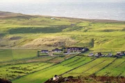Für den Dichter Paul Lynch ist Irland nicht die "grüne Insel", sondern so dunkel wie Guinness-Bier. Sein Roman "Grace" spielt im Irland des späten 19. Jahrhunderts und erzählt von einer Odyssee inmitten der Grausamkeit der großen Hungersnot. Für den Dichter Paul Lynch ist Irland nicht die "grüne Insel", sondern so dunkel wie Guinness-Bier. Sein Roman "Grace" spielt im Irland des späten 19. Jahrhunderts und erzählt von einer Odyssee inmitten der Grausamkeit der großen Hungersnot.