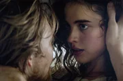 Die in Nicaragua gestrandete US-Journalistin Trish (Margaret Qualley) beginnt eine leidenschaftliche Aff&auml;re mit dem britischen Gesch&auml;ftsmann Daniel (Joe Alwyn). Sie hofft darauf, mit seiner Hilfe das Land verlassen zu k&ouml;nnen.