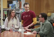 (v.l.n.r.) Mayim Bialik als Amy Farrah Fowler, Jim Parsons als Sheldon Cooper, Johnny Galecki als Leonard Hofstadter
