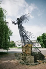 Denkmal des dritten Engels des ukrainischen K&uuml;nstlers Anatoly Haidamaka, Stadt Tschernobyl, Ukraine.