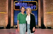 Sind bei "Wer wei&szlig; denn sowas?" als Kandidatinnen zu Gast: Die S&auml;ngerin und Schauspielerin Yvonne Catterfeld (l.) und die S&auml;ngerin und Schauspielerin Jeanette Biedermann (r.).