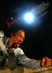 Alex Cross (Morgan Freeman)