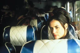 Annie Laird (Demi Moore)