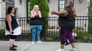 Meghan, Vannessa, Tina, and Ashely meet for a group walk, where Ashely has news about her weight loss surgery.