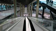 Die Rolltreppen im Hauptgeb&auml;ude des neuen Terminal 3 am Frankfurter Flughafen.