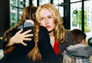 rbb Fernsehen MUTTER WIDER WILLEN, Deutschland 2000, Regie Karola Hattop, am Sonntag (16.05.10) um 15:40 Uhr. Sonja Arnold (Anica Dobra) k&uuml;mmert sich nach dem Tod ihrer Schwester um deren Kinder Nina (Ricarda Mattes) und Max (Jonathan Beck).