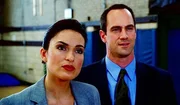 Detective Olivia Benson (Mariska Hargitay) und Detective Elliot Stabler (Christopher Meloni) sind zun&auml;chst ratlos: Welches Motiv hatte der M&ouml;rder?