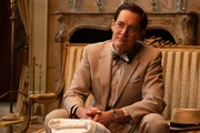Doctor Karlock (Kyle MacLachlan)