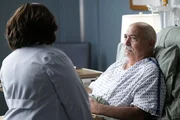 Dr. Miranda Bailey (Chandra Wilson, l.); Pruitt Herrera (Miguel Sandoval, r.) Dr. Miranda Bailey (Chandra Wilson, l.); Pruitt Herrera (Miguel Sandoval, r.)