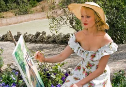 Leas Mutter (Eva Herzig) ist eine bedeutende Malerin - doch niemand kennt sie.