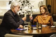 Charlotte Kler (Senta Berger) hatte sich den Neuanfang in M&uuml;nchen anders vorgestellt. Wird ihr Mann Walter (Peter Simonischek) sich ab jetzt an ihre Abmachungen halten?