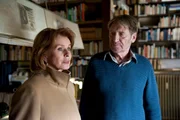Paul (Matthias Habich) kann nicht vergessen, was er in der christlichen Erziehungsanstalt Falkenstein erlebt hatte. Luisa (Senta Berger) dr&auml;ngt ihn, damit an die &Ouml;ffentlichkeit zu gehen.