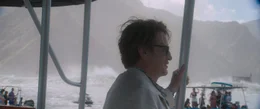 De Roller (Beno&icirc;t Magimel) auf dem Weg zur Welle.