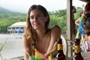 Urlauberin Sara (Allison Williams) freut sich, wieder auf Mauritius zu sein.
