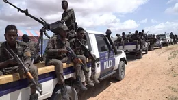 Trotz Polizei- und Milit&auml;reins&auml;tzen w&auml;chst die Macht der Al-Shabaab-Miliz in Somalia.