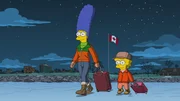Marge (l.); Lisa (r.) Marge (l.); Lisa (r.)