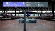Innenansicht des Hauptgeb&auml;udes des neuen Terminal 3 am Frankfurter Flughafen.