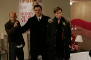 LAW & ORDER: CRIMINAL INTENT -- "Bomb Shell" Episode 6020 -- Pictured: (l-r) David Cross as Ronnie Chase, Chris Noth as Dt. Robert Goren, Julianne Nicholson as Detective Megan Wheeler.