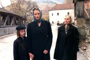 Julia Krombach (Franziska Goldberg), Veronica Ferres (Anna Schweighofer), Erni Mangold (Josefa Schweighofer).