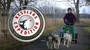 RUNDFUNK BERLIN-BRANDENBURG Kesslers Expedition - So weit die Huskys laufen Nach drei Expeditionen zwischen Fr&uuml;h- und Hochsommer, nach Kanutour auf der Spree, Eselwanderung an die Ostsee und Flo&szlig;fahrt auf der Havel ist jetzt Schluss mit den kuscheligen Ausfl&uuml;gen. Michael Kessler geht mit vier sibirischen Huskys f&uuml;r den Rundfunk Berlin-Brandenburg (rbb) auf seine erste Winterexpedition! - Logo der Reihe &copy; rbb/Peter Scholl, honorarfrei - Verwendung gem&auml;&szlig; der AGB im engen inhaltlichen, redaktionellen Zusammenhang mit genannter rbb-Sendung und bei Nennung "Bild: rbb/Peter Scholl" (S2). rbb Presse & Information, Masurenallee 8-14, 14057 Berlin, Tel: 030/97 99 3-12118 oder -12116, pressefoto@rbb-online.de