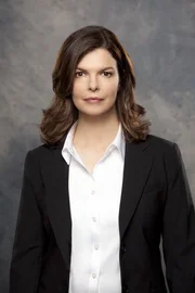 (8. Staffel) - Unterst&uuml;tzt das B.A.U.-Team: Alex Blake (Jeanne Tripplehorn) ...