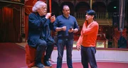 Bernhard Paul, Patrick Philadelphia und Clown Chistirrin in der Manege des Roncalli.